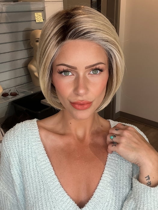 Madeline wearing IGNITE LARGE by JON RENAU in 22F16S8 VENICE BLONDE | Light Ash Blonde and Light Natural Blonde Blend, Shaded with Medium Brown