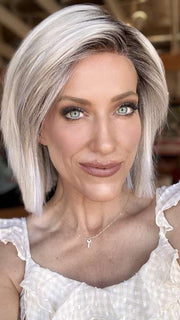 Kristyna @kristynamoore wearing ELLIS by ESTETICA DESIGNS in color SILVERSUN/RT8 | ICED BLONDE WITH SOFT SAND & GOLDEN BROWN ROOTS
