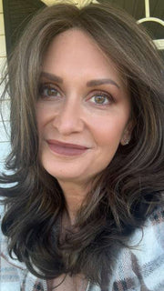 Emily H. @she_sheds_more wearing MIRANDA by JON RENAU in color 8RH14 MOUSSE CAKE | Medium Brown with 33% Medium Natural Blonde Highlights
