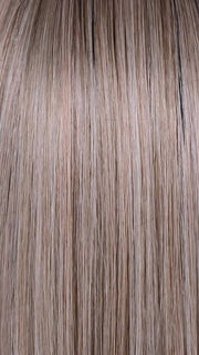BRITISH-MILKTEA-R | Medium to light brown tones have been blended with different blonde shades to create the perfectly trendy “bronde."