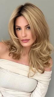 Roxie wearing BOBBI by ENVY in BUTTERSCOTCH SHADOW | A blend of Strong, Golden Blonde and Light Blonde with Dark Brown Roots