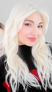 Maha is wearing CALIFORNIA BEACH WAVES in color 88 | Platinum White