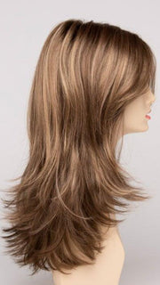 TOASTED SESAME |  Medium Brown roots with overall Warm Cinnamon base and Golden Blonde hightlights