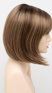 TOASTED SESAME |  Medium Brown roots with overall Warm Cinnamon base and Golden Blonde hightlights
