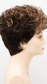 AMARETTO CREAM | Dark Brown roots with overall Medium Brown base with Honey Blonde highlights