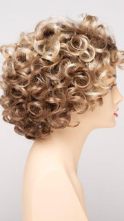 SPARKLING CHAMPAGNE | Medium Brown roots with overall Strawberry Blonde base and soft Golden Blonde highlights