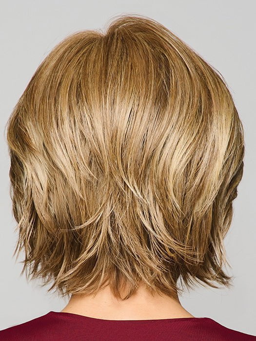 Model is wearing MAIN CHARACTER by RAQUEL WELCH in RL 13/88 GOLDEN PECAN | Neutral Medium Blonde With Pale Honey Blonde Highlight