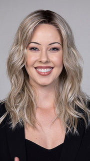 Model is wearing CAMPBELL by BELLETRESS in color BUTTERBEER R | Dark Brown Base and Root that transitions smoothly into a buttery blonde, infused with creamy honey and toffee tones