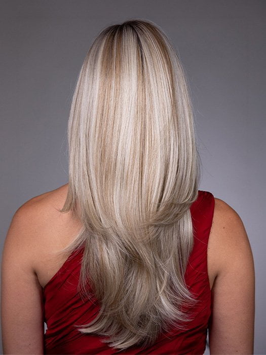 Model is wearing KARINA by BELLETRESS in color BUTTERBEER R | Dark Brown Base and Root that transitions smoothly into a buttery blonde, infused with creamy honey and toffee tones
