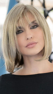 CARLEY WIG by Envy in GINGER CREAM | Dark Beige Blonde underneath highlighted on top with Light Beige Blonde