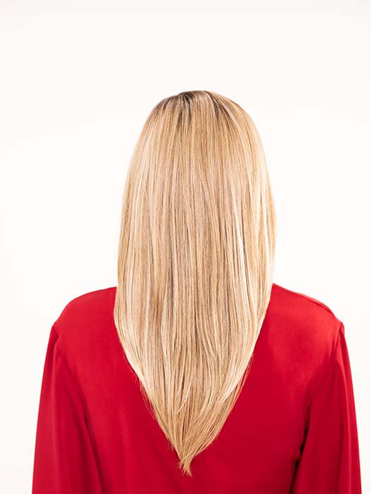 Roxie is wearing JAMES by ESTETICA in color RH1488RT8 | Highlighted Copper Blonde With Golden Brown Roots