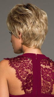 CRUSHING ON CASUAL by RAQUEL WELCH in SS14/88 SHADED GOLDEN WHEAT | Dark Blonde Evenly Blended with Pale Blonde Highlights and Dark Roots