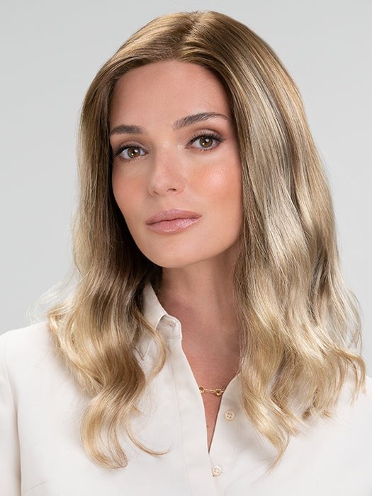 S14-26/88RO SUNSHINE | Cascading Ombre Shade | Medium Brunette Roots fade into Warm, Honey Blonde Hues at the Ends