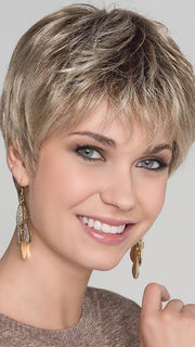 BO MONO by ELLEN WILLE in SANDY-BLONDE-ROOTED | Medium Honey Blonde, Light Ash Blonde, and Lightest Reddish Brown blend with Dark Rooted