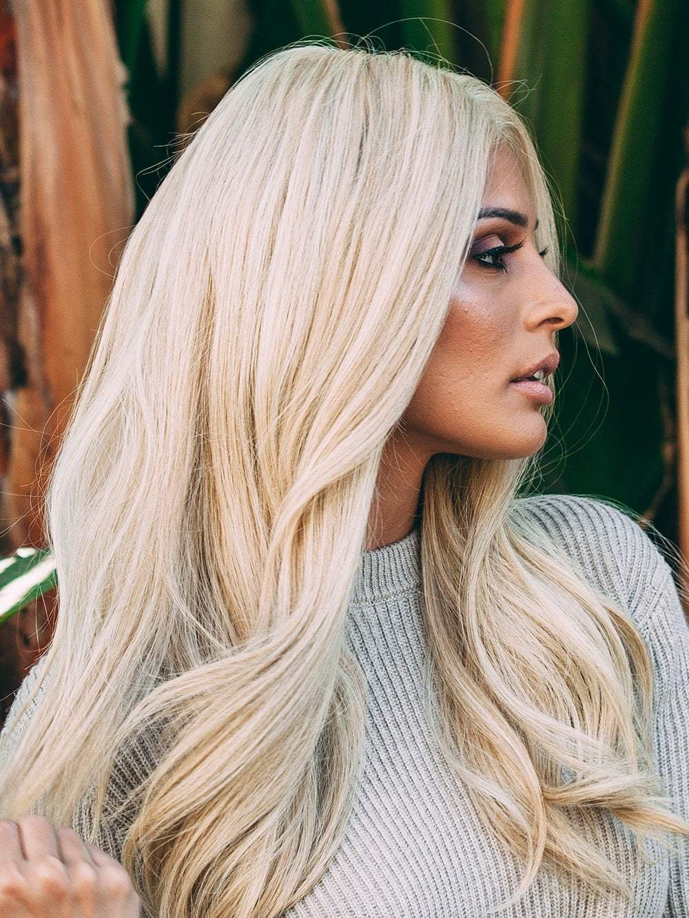 OBSESSION by ELLEN WILLE in CHAMPAGNE ROOTED | Light Ash Blonde, Medium Golden Blonde,and Medium Honey Blonde blend and Dark Roots (This piece has been styled and curled)