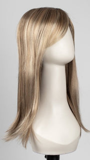 12FS8  | Light Gold Brown, Light Natural Gold Blonde and Pale Natural Gold-Blonde Blend, Shaded with Medium Brown