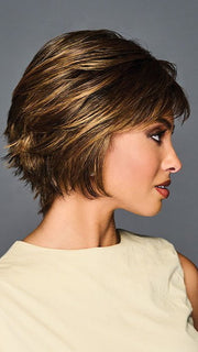 Its straight and piecy style suits any occasion