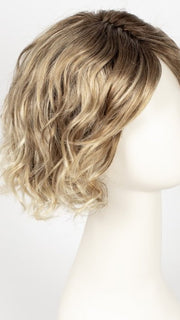 CARAMEL ROOTED | Medium Gold Blonde and Light Gold Blonde Blend with Light Brown Roots