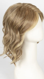 RL13/88 | Golden Pecan: Neutral Medium Blonde With Pale Honey Blonde Highlights