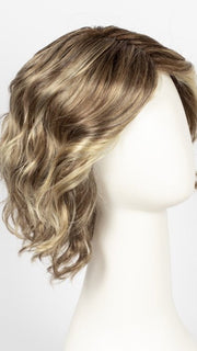 GL11-25SS HONEY PECAN | Chestnut brown base blends into multi-dimensional tones of brown and golden blonde
