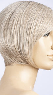 PEARL BLONDE ROOTED | Pearl Platinum, Dark Ash Blonde, and Medium Honey Blonde mix