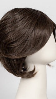 RL8/12SS ICED MOCHA | Medium Brown shaded with Dark Blonde