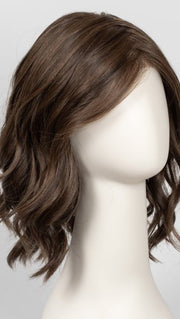 RL10/12 SUNLIT CHESTNUT | Light Chestnut Brown Evenly Blended with Light Brown