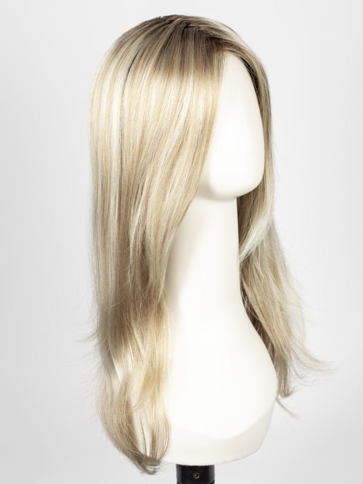 22F16S8 VENICE BLONDE | Light Ash Blonde and Light Natural Blonde Blend, Shaded with Medium Brown