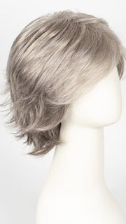 R119G GRADIENT SMOKE | Light brown with 80% grey in front gradually blended into 50% grey in nape area