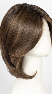 RL8/29SS | SHADED HAZELNUT | Medium Brown With Ginger Red Highlights & Dark Brown Roots