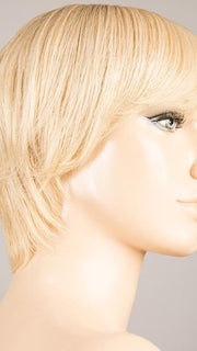 CHAMPAGNE ROOTED | Light Beige Blonde, Medium Honey Blonde, and Platinum Blonde blend with Dark Roots