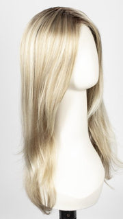 22F16S8 VENICE BLONDE | Lt Ash Blonde & Lt Natural Blonde Blend, Shaded w/ Med Brown
