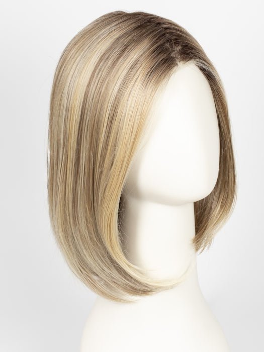 12FS8  | Light Gold Brown, Light Natural Gold Blonde and Pale Natural Gold-Blonde Blend, Shaded with Medium Brown