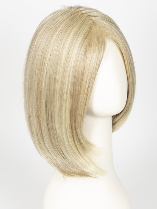 22F16  | Medium Natural Gold Blonde and Pale Natural Blonde Blend with Pale Natural Blonde Tips