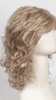 R16/22 | Honey Blonde/Light Ash Blonde Blend