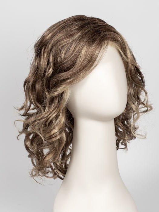 GL11/25SS SHADOW SHADE HONEY PECAN | Chestnut brown base blends into multi-dimensional tones of brown and golden blonde