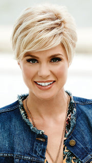 Gabor BEAUTY SPOT in GL 11-25 HONEY PECAN | Darkest Blonde with Pale Gold Highlights
