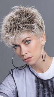 BLISS by ELLEN WILLE in LIGHT-CHAMPAGNE-ROOTED 24.1001.101 | Light Ash Blonde and Pearl Platinum blend with Winter White and Shaded Roots