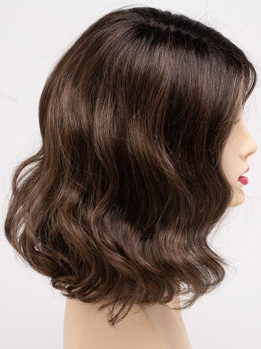 ESPRESSO | A cool, Multi-Dimensional Medium Brown with Darker Brown Roots