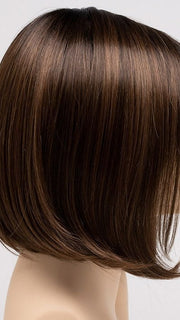 MACCHIATO | A blend of Chestnut Brown and Soft Dark Blonde with Dark Brown Roots