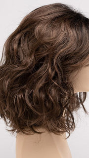 ESPRESSO | A cool, Multi-Dimensional Medium Brown with Darker Brown Roots