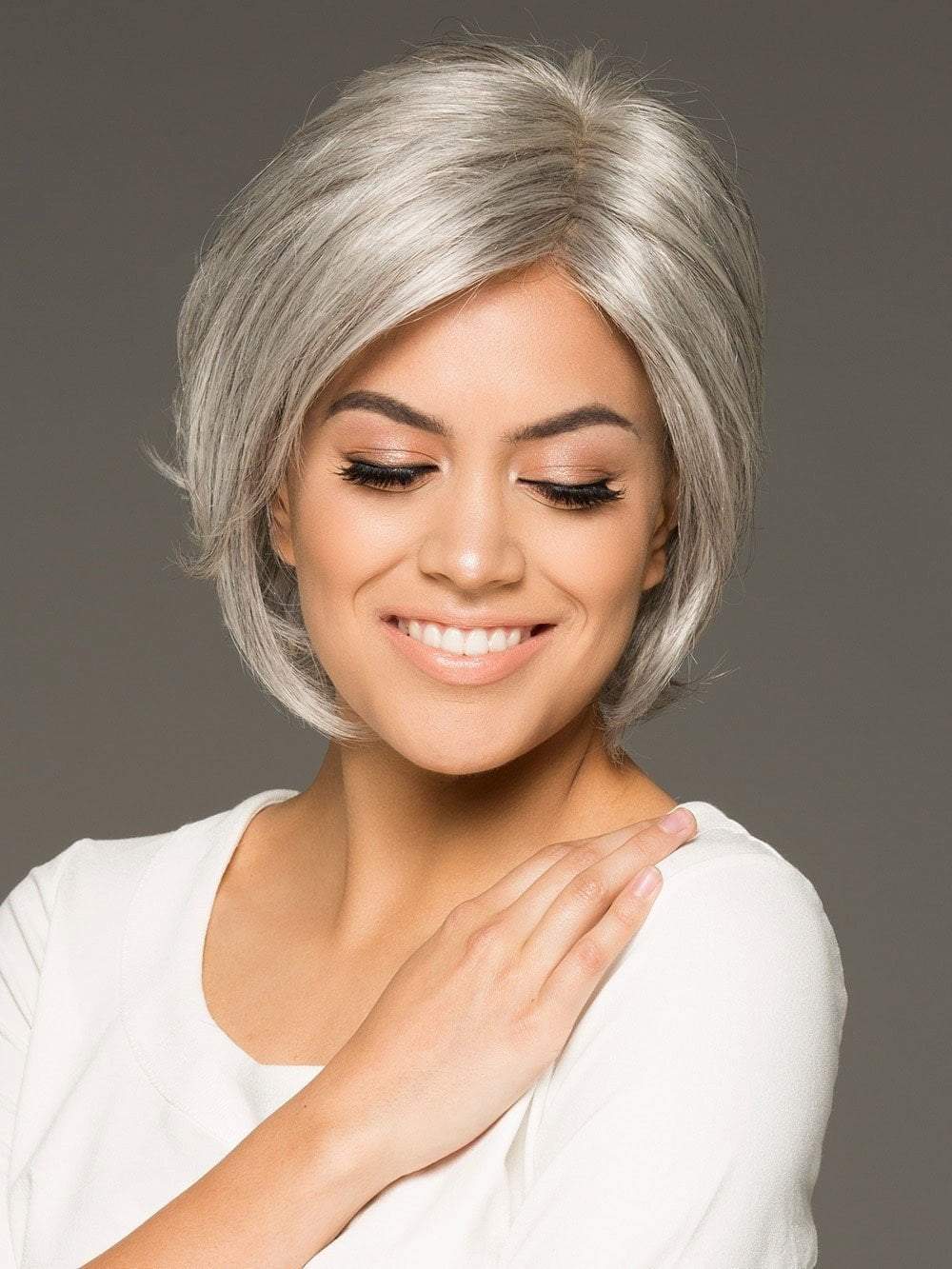 ERINA - Vanessa Fifth Avenue Synthetic Short Layered Bob Wig