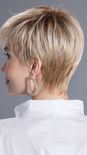 SANDY-BLONDE-ROOTED 22.20.25 | Light Neutral Blonde, Light Strawberry Blonde, and Lightest Golden Blonde blend with Dark Shaded Roots