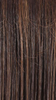ENGLISH TOFFEE | A blend of medium chocolate and Tuscany rich brown with light auburn highlights