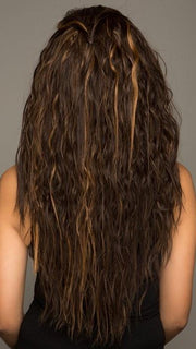 HL4/27 | Medium Dark Brown highlighted with Strawberry Blonde