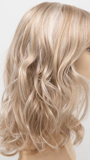 LIGHT-BLONDE | 2 toned blend of Creamy Blonde with Champagne highlights