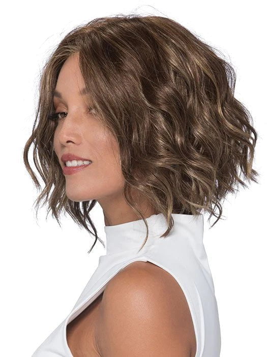 The monofilament top and lace front creates the appearance of a natural hairline