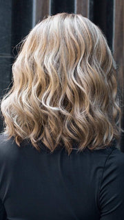12FS8 | Light Gold Brown, Light Natural Gold Blonde and Pale Natural Gold-Blonde Blend, Shaded with Medium Brown