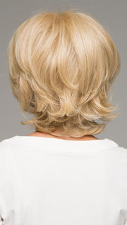 24B22 | Light Gold Blonde and Light Ash Blonde Blend