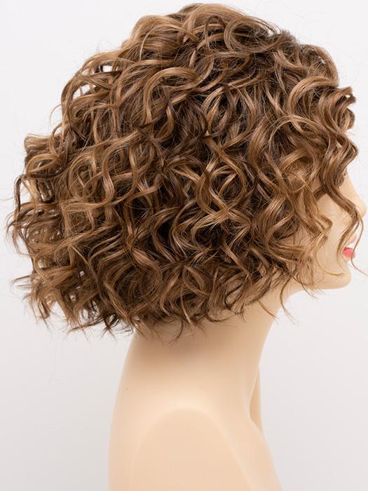 TOASTED-SESAME | Medium Brown roots with overall Warm Cinnamon base and Wheat Blonde highlights